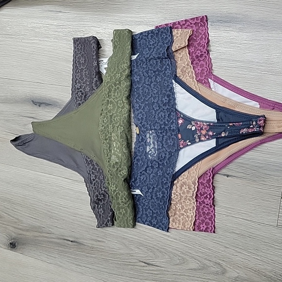 JESSICA SIMPSON THONG. - Picture 5 of 8